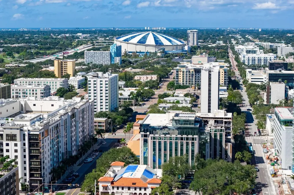 175 1st Street S St Petersburg FL 33701