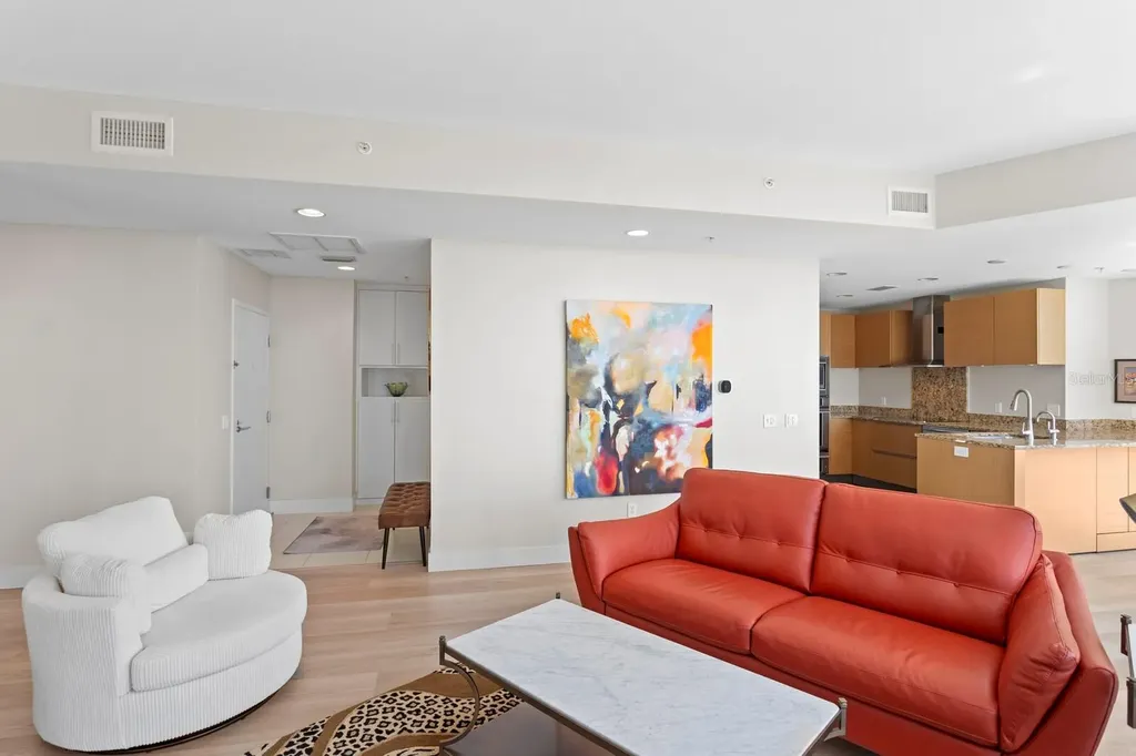 175 1st Street S St Petersburg FL 33701