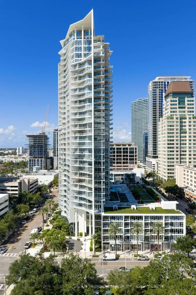 175 1st Street S St Petersburg FL 33701