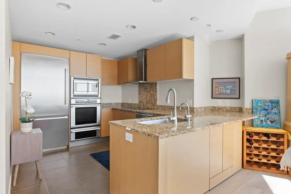 175 1st Street S St Petersburg FL 33701