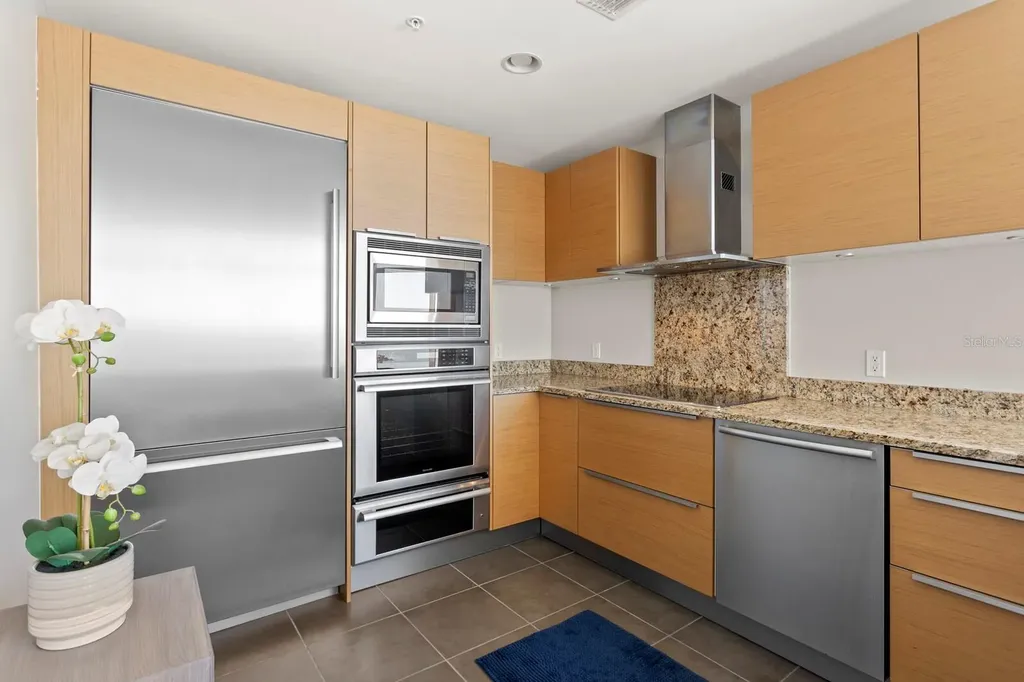 175 1st Street S St Petersburg FL 33701