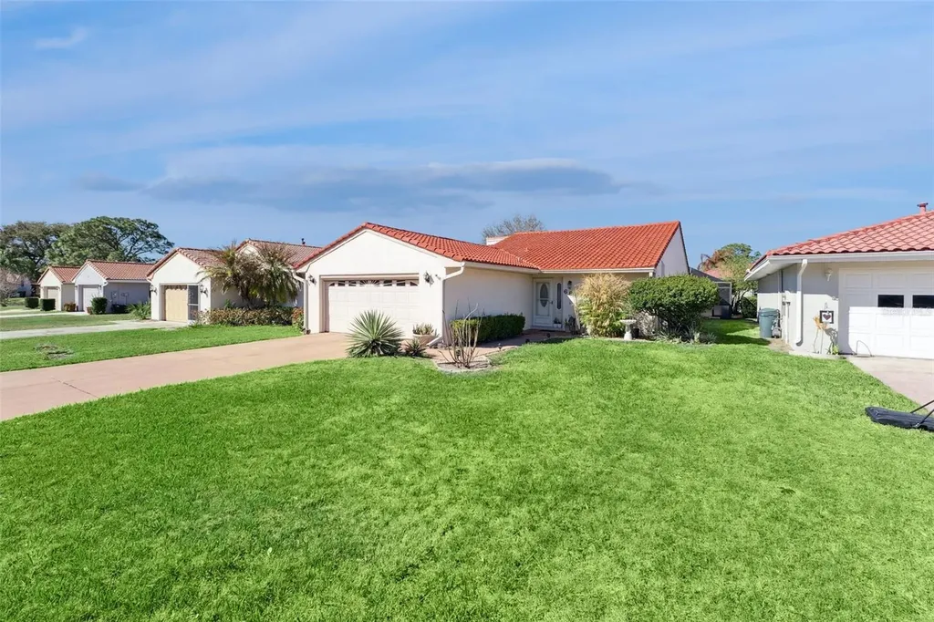 688 Augusta Road Winter Haven FL 33884