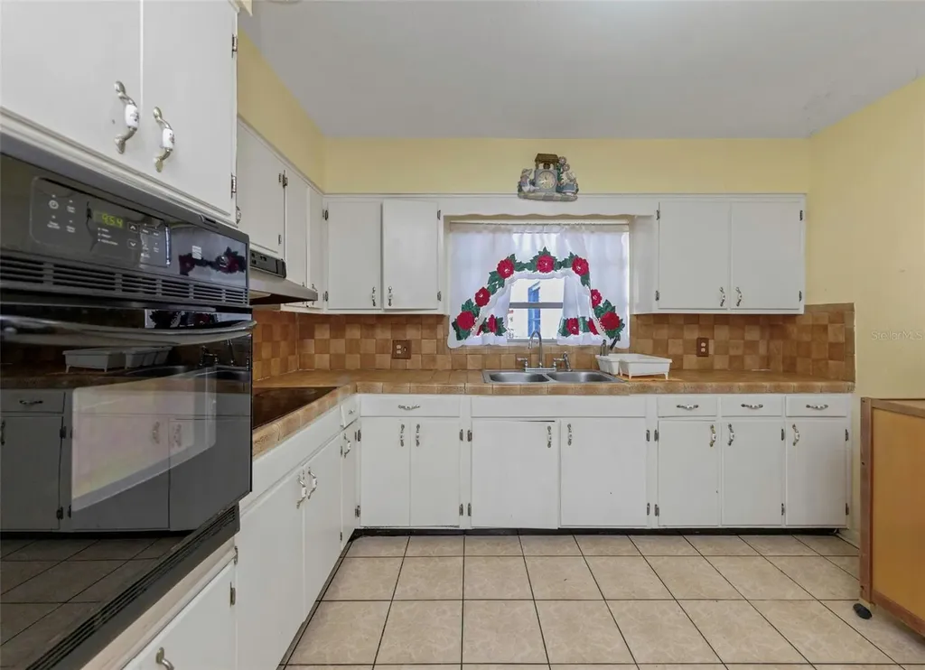 3117 W Leroy Street Tampa FL 33607