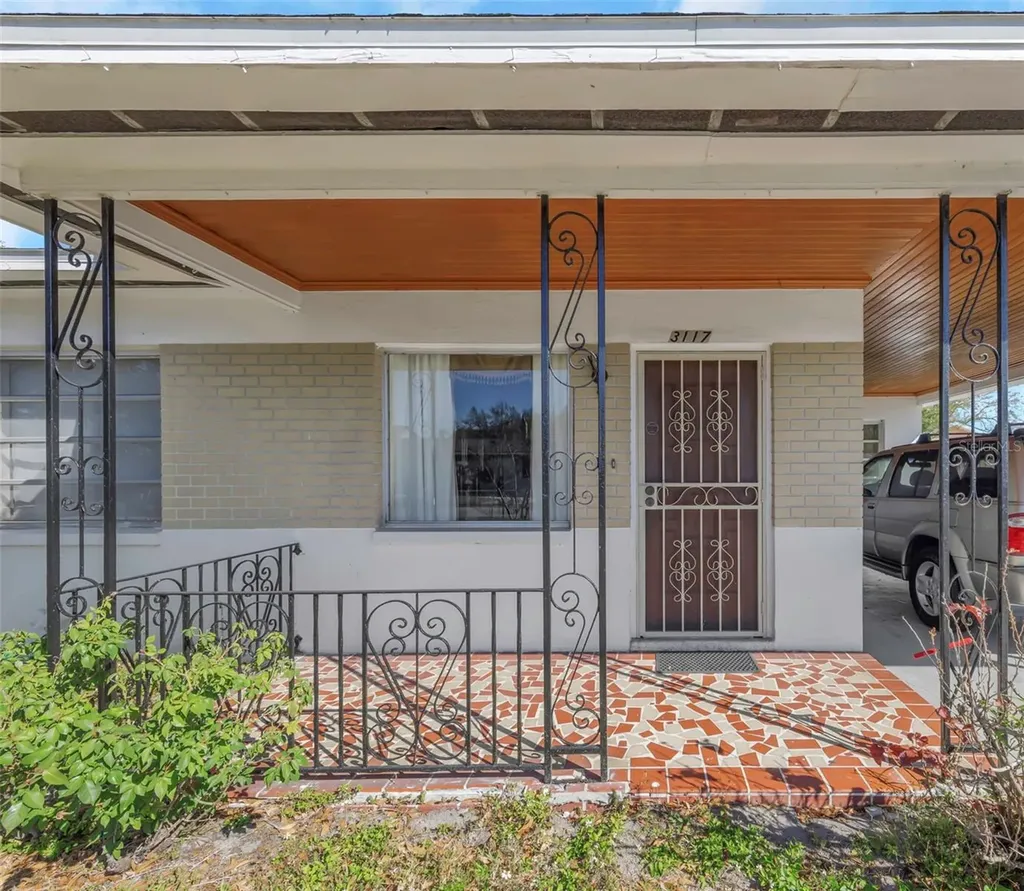 3117 W Leroy Street Tampa FL 33607