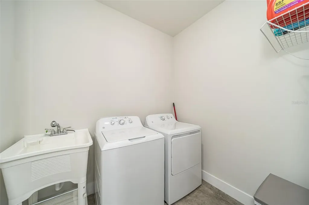 1608 NW 38th Avenue Cape Coral FL 33993