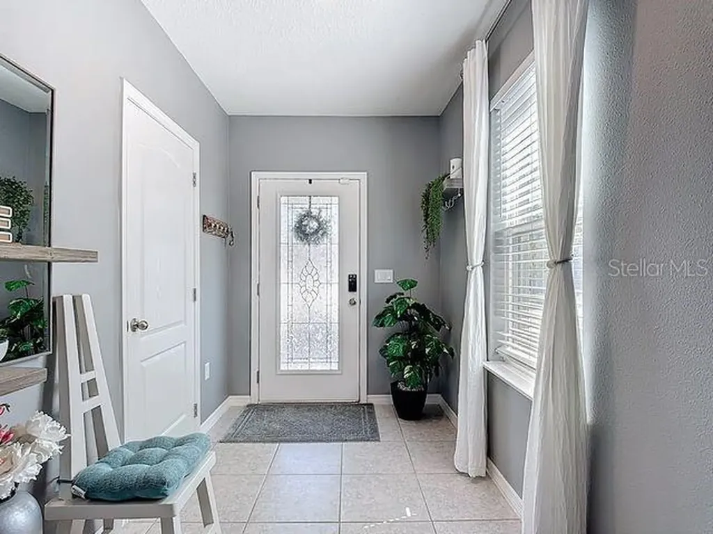 2244 Canyon Breeze Avenue Kissimmee FL 34746