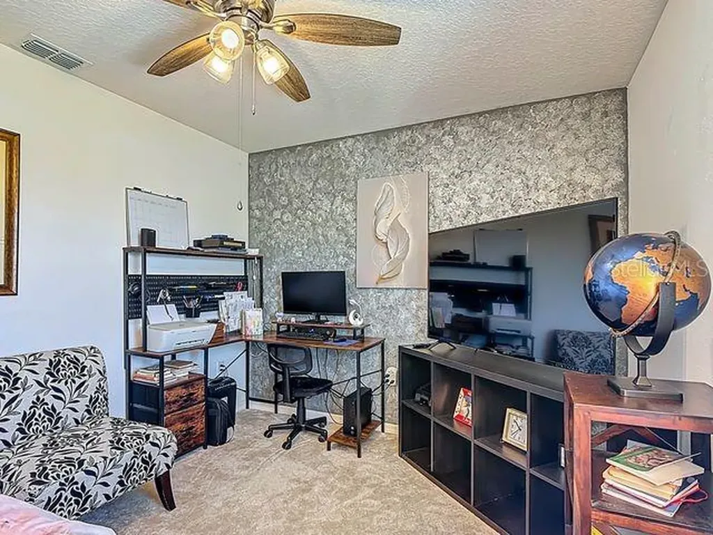 2244 Canyon Breeze Avenue Kissimmee FL 34746