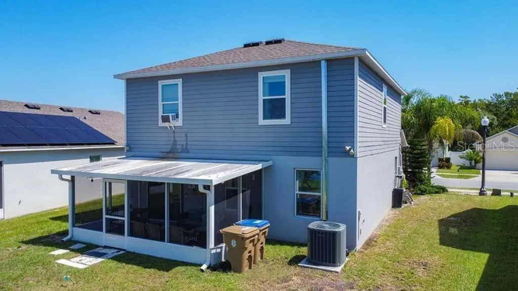 2244 Canyon Breeze Avenue Kissimmee FL 34746