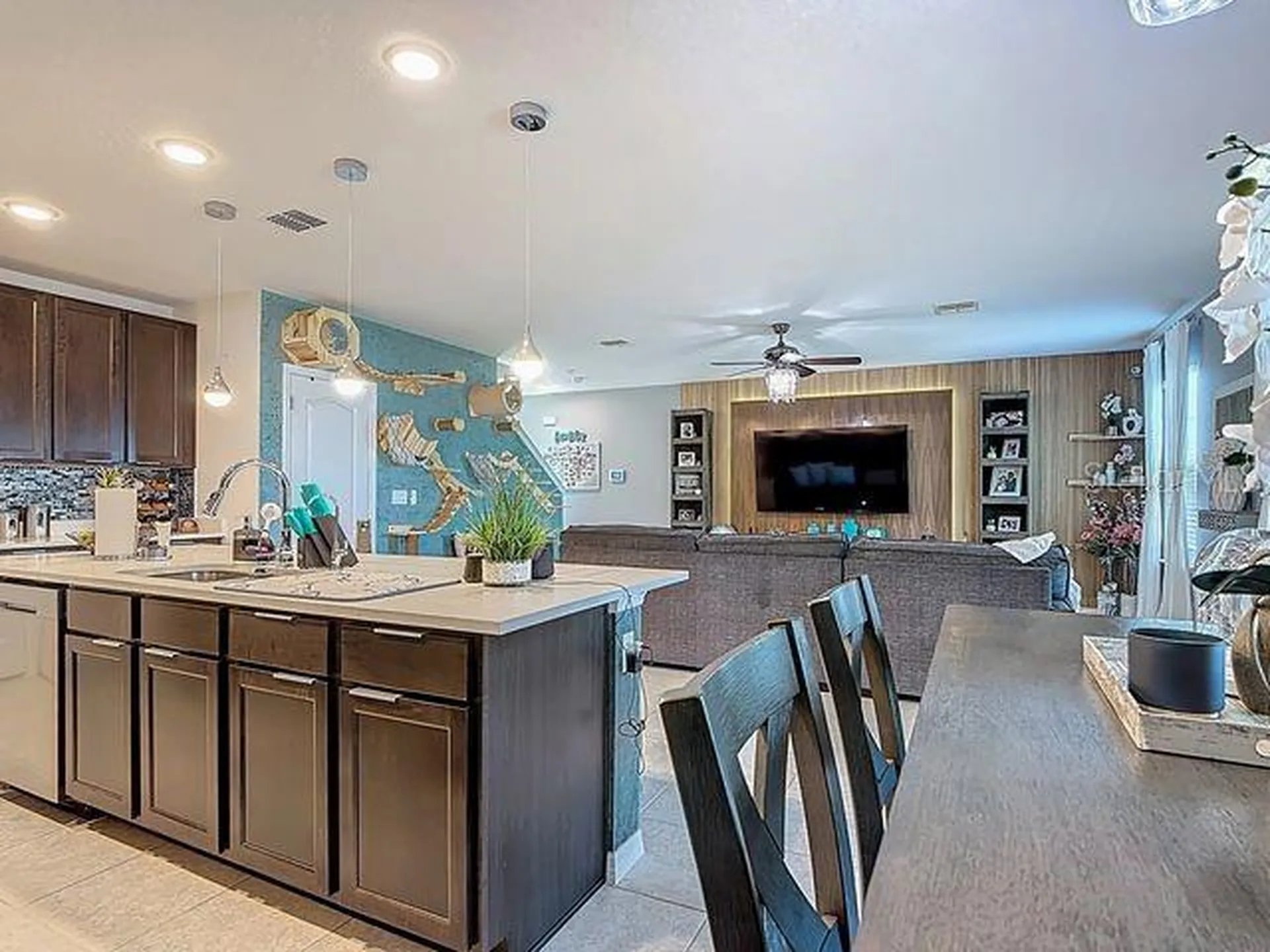 2244 Canyon Breeze Avenue Kissimmee FL 34746