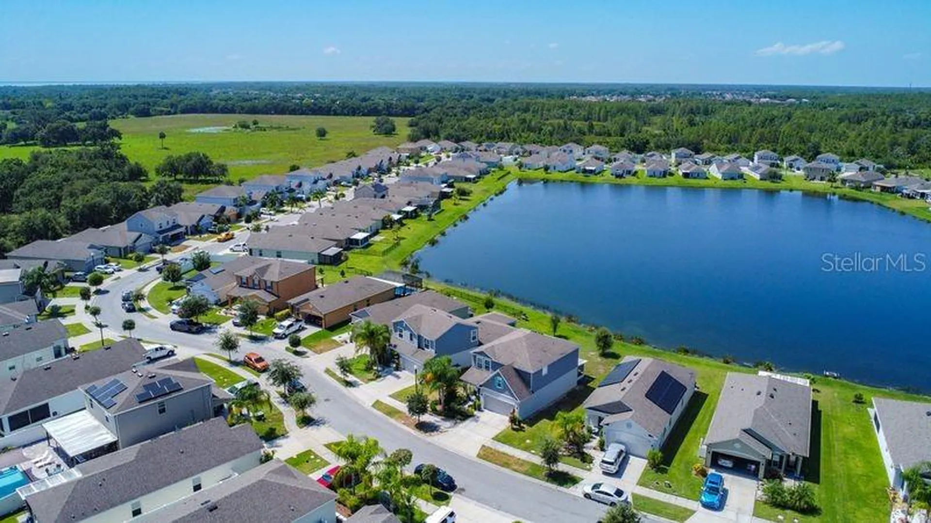2244 Canyon Breeze Avenue Kissimmee FL 34746