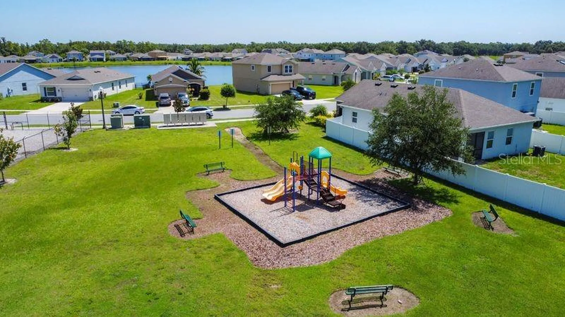 2244 Canyon Breeze Avenue Kissimmee FL 34746