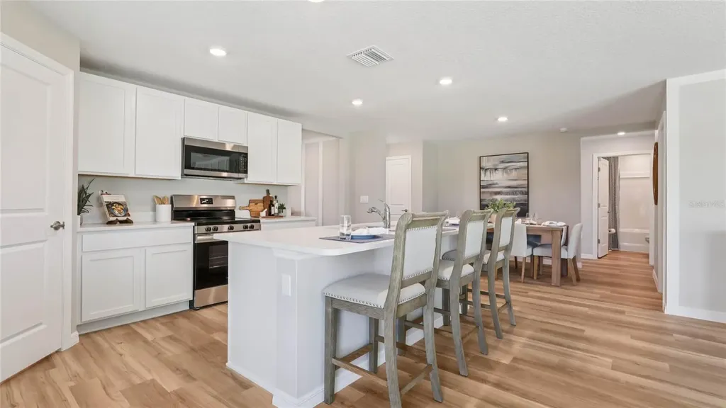 2106 NE 28th Place Ocala FL 34470