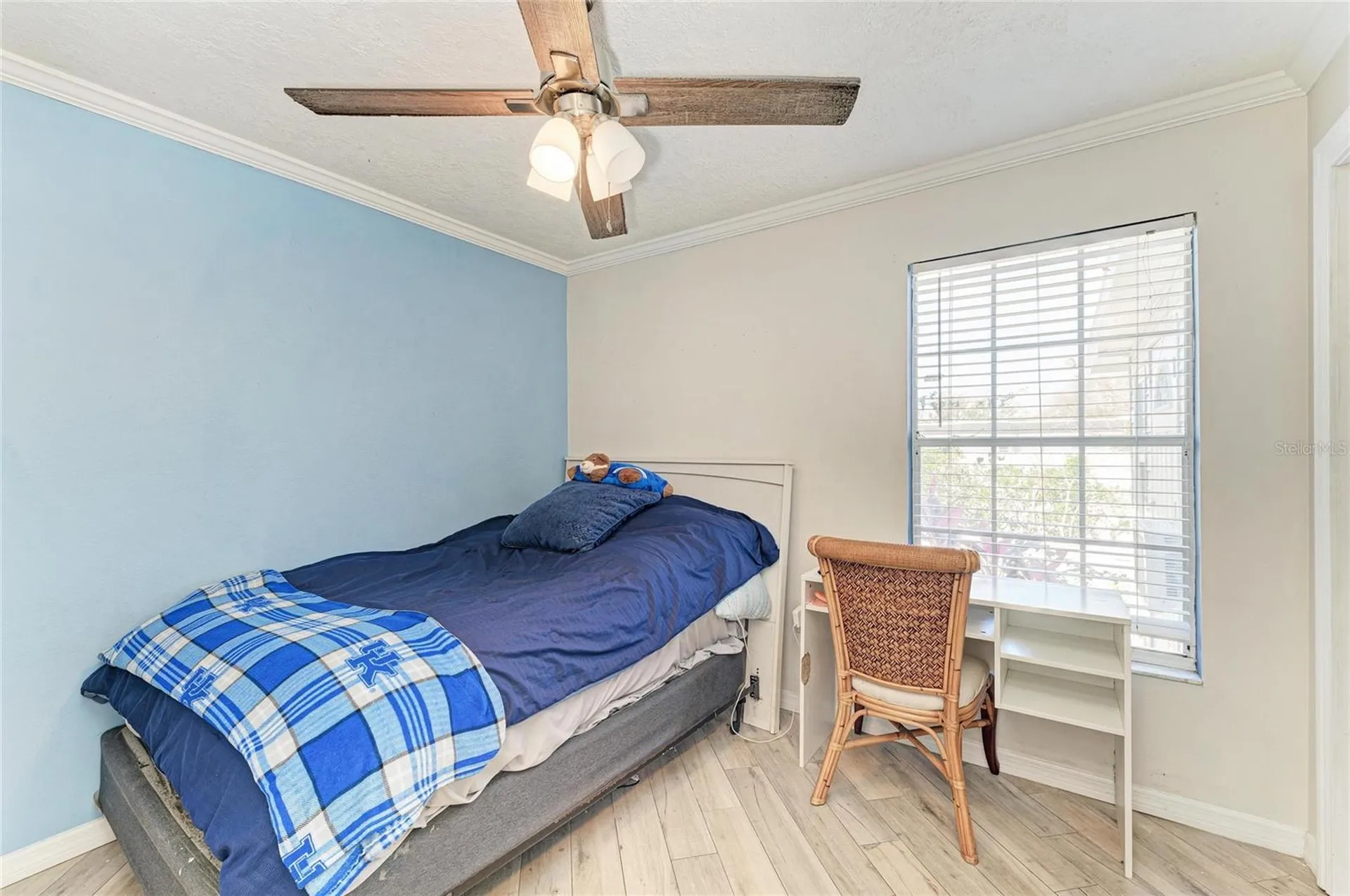 3810 39th Ave W Bradenton FL 34205