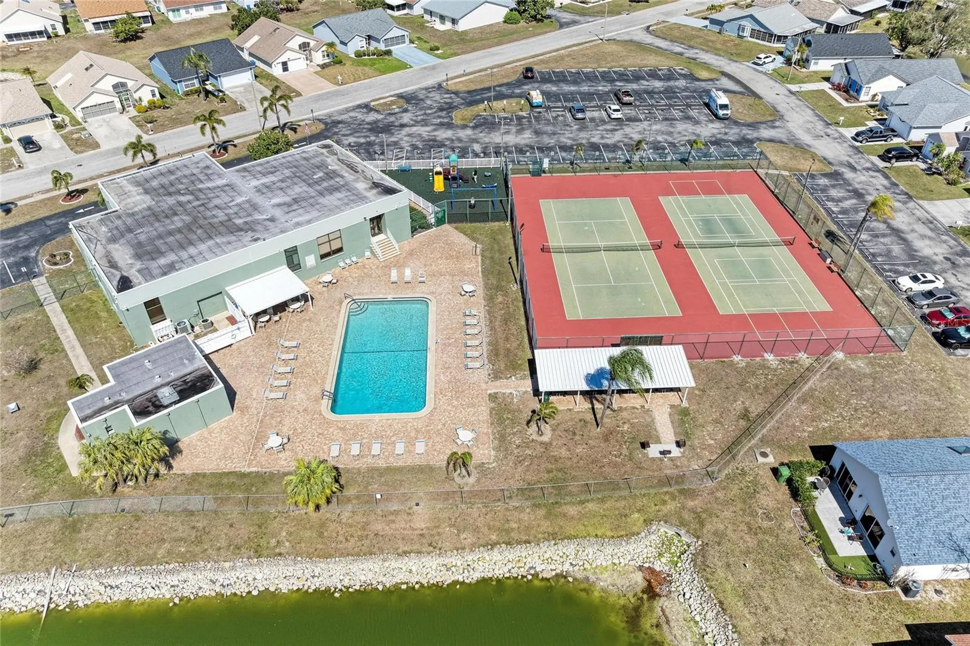 3810 39th Ave W Bradenton FL 34205
