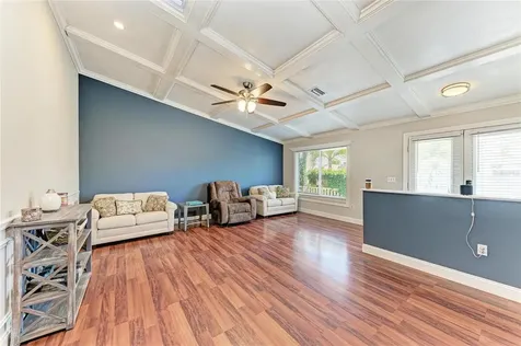 3810 39th Ave W Bradenton FL 34205