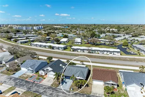 3810 39th Ave W Bradenton FL 34205