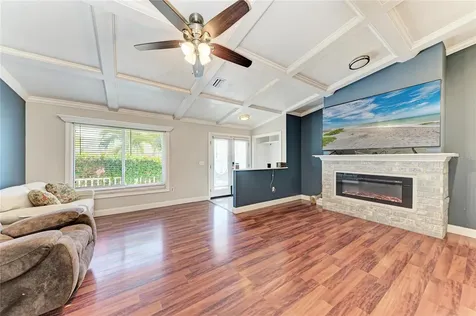 3810 39th Ave W Bradenton FL 34205