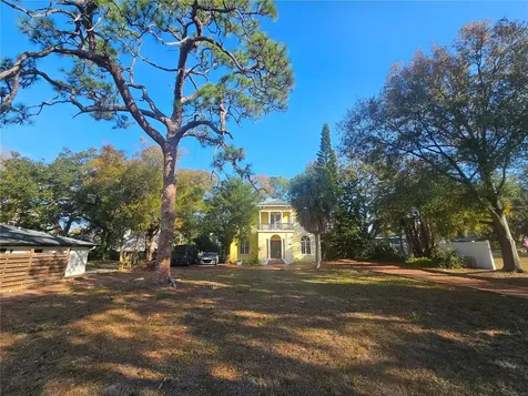 4503 W North B Street Tampa FL 33609