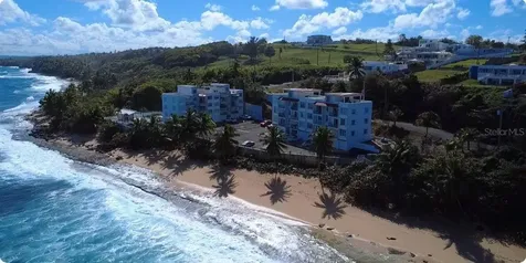 Edif II Apt D-1 Condo Paraiso De Mar Chiquita Manati PR 00674