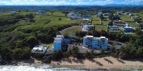 Edif II Apt D-1 Condo Paraiso De Mar Chiquita Manati PR 00674