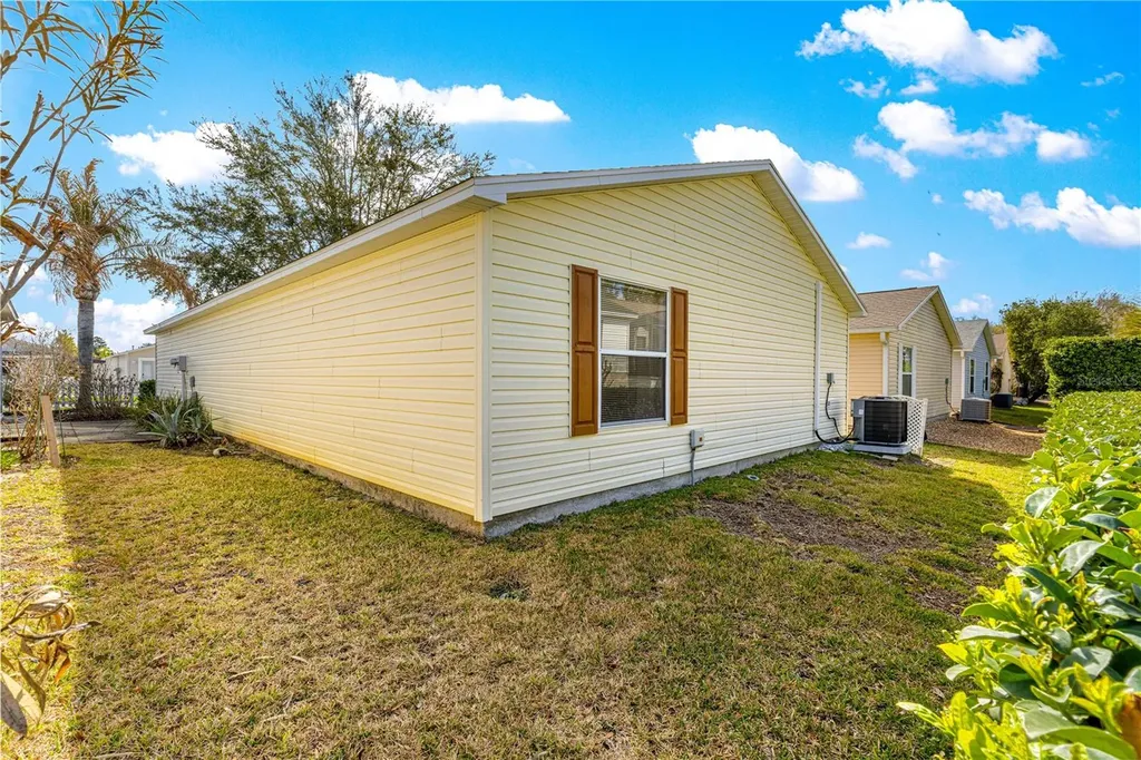 16938 SE 94th Sunnybrook Circle The Villages FL 32162