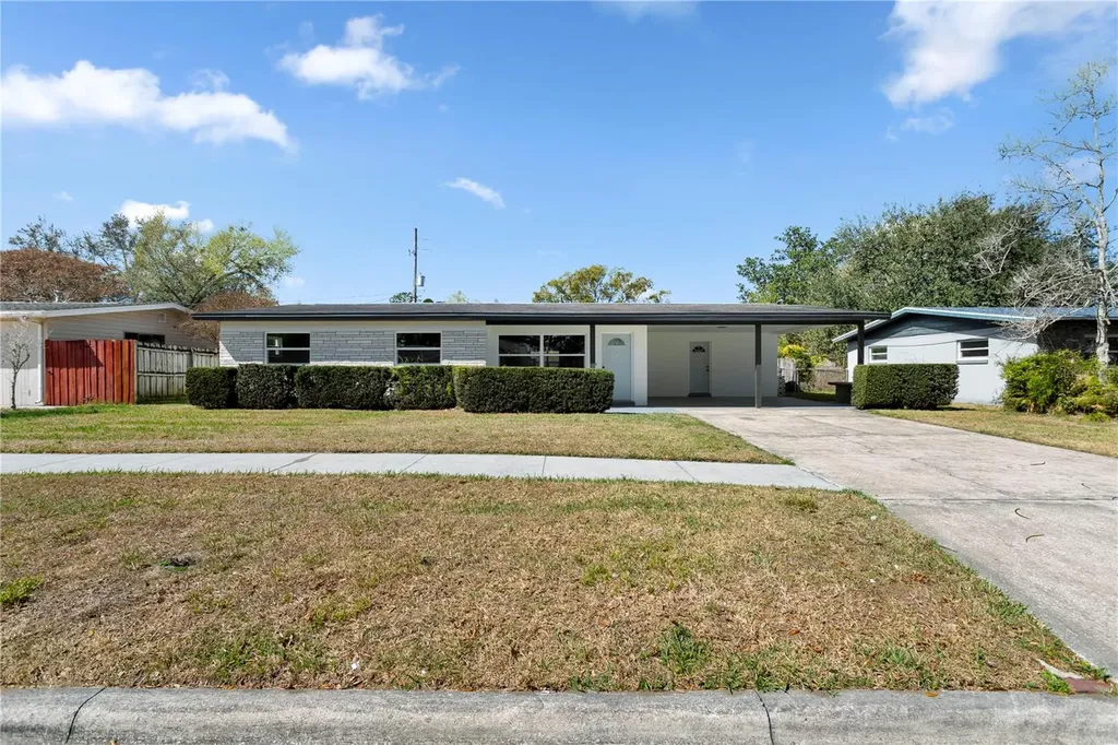 1628 Larkin Avenue Orlando FL 32812