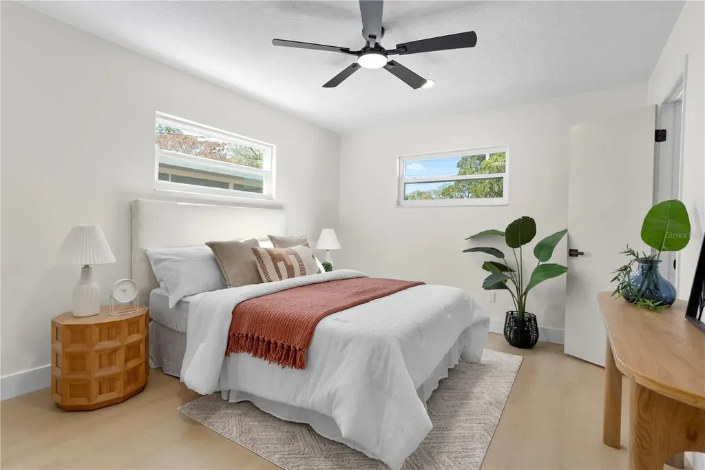 1628 Larkin Avenue Orlando FL 32812