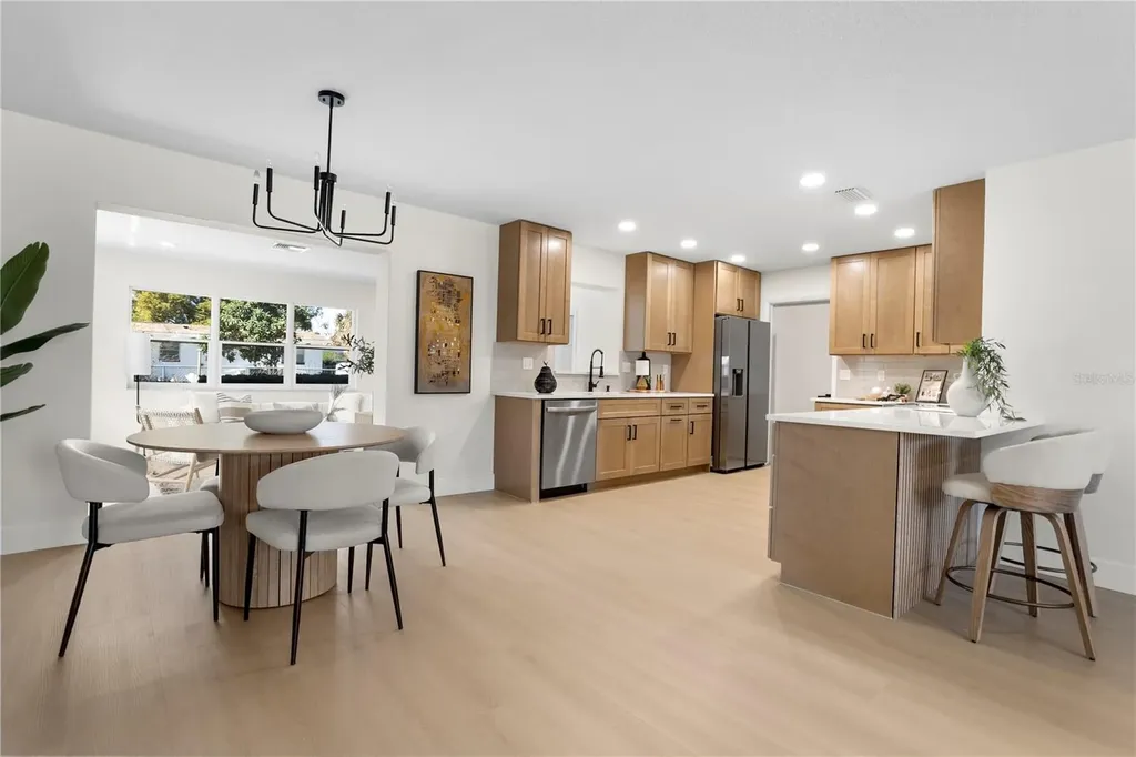 1628 Larkin Avenue Orlando FL 32812