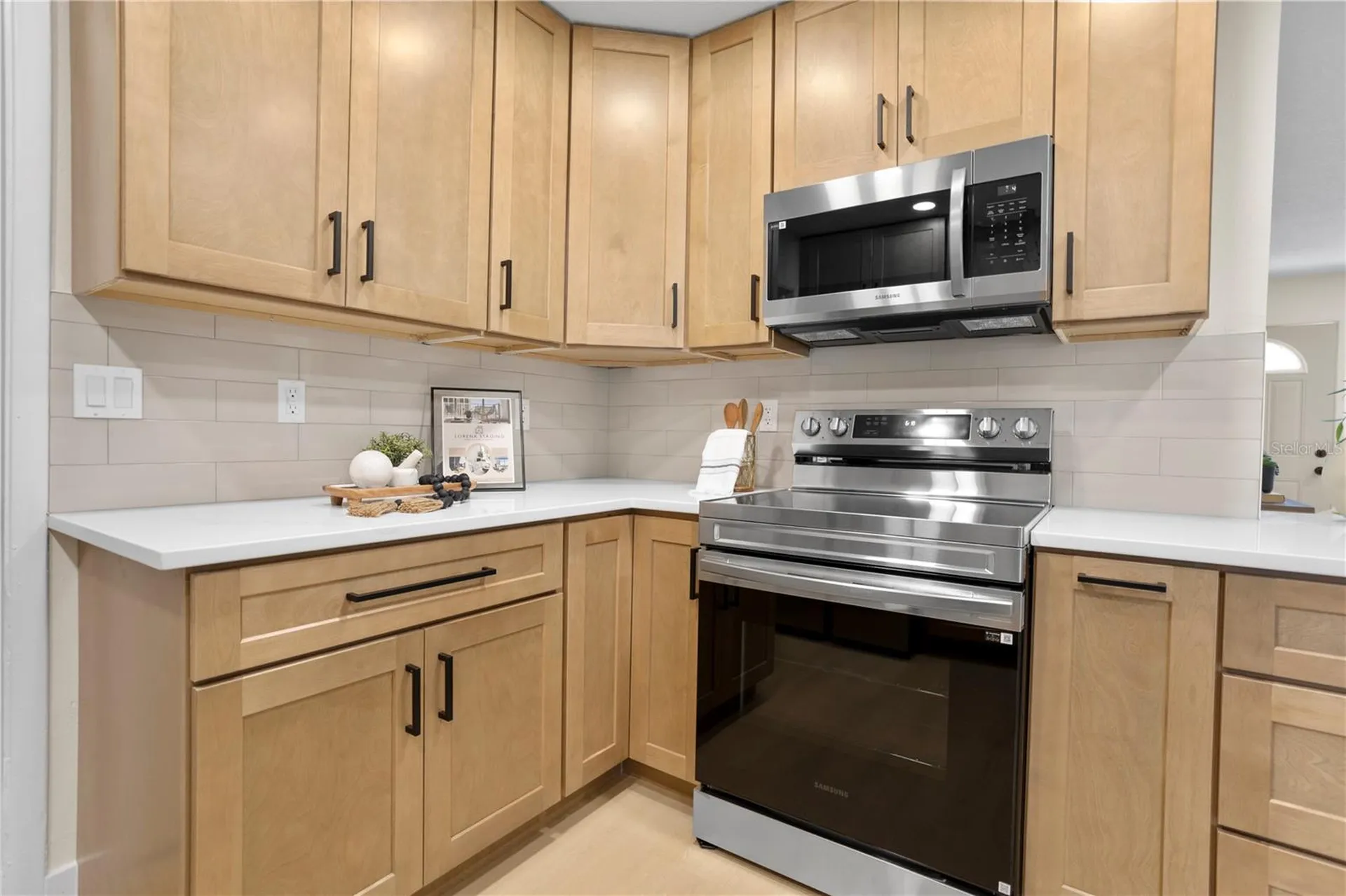1628 Larkin Avenue Orlando FL 32812