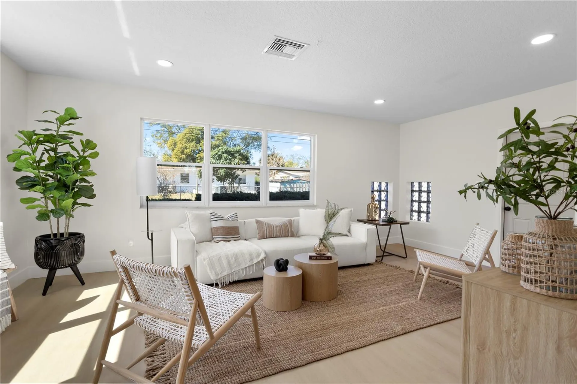 1628 Larkin Avenue Orlando FL 32812
