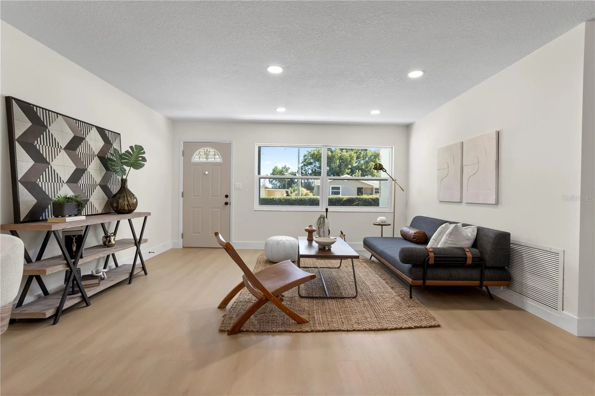 1628 Larkin Avenue Orlando FL 32812