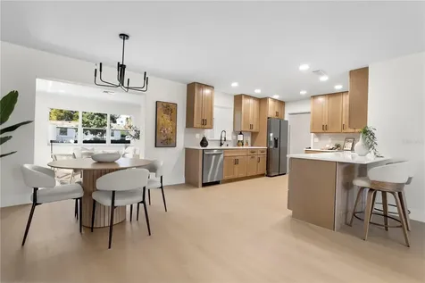 1628 Larkin Avenue Orlando FL 32812