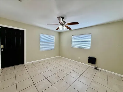 6813 S Cortez Street Tampa FL 33616