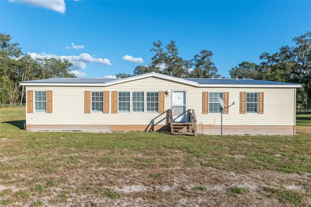 3291 SE 188th Terrace Morriston FL 32668