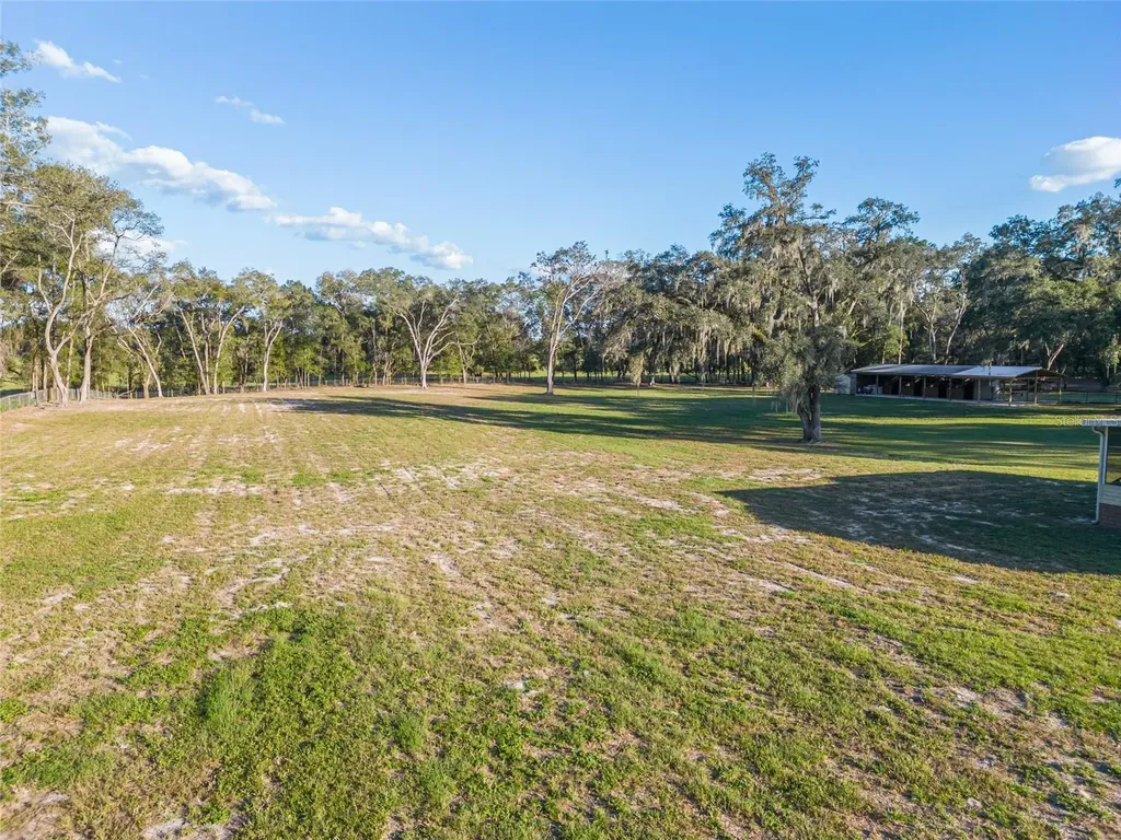 3291 SE 188th Terrace Morriston FL 32668