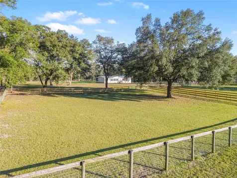 3291 SE 188th Terrace Morriston FL 32668