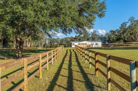 3291 SE 188th Terrace Morriston FL 32668