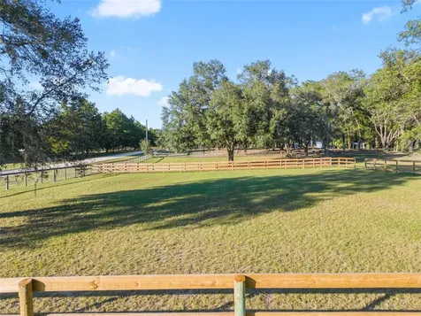 3291 SE 188th Terrace Morriston FL 32668