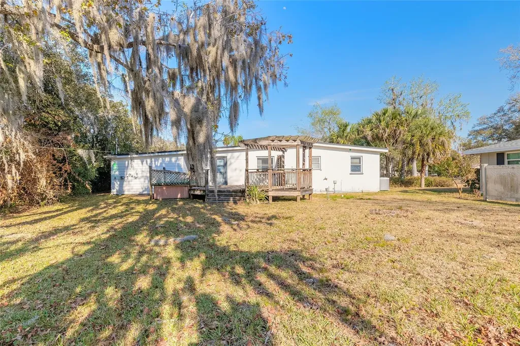 2030 Magnolia Avenue South Daytona FL 32119