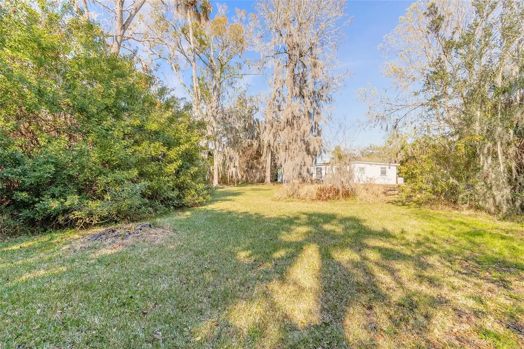 2030 Magnolia Avenue South Daytona FL 32119