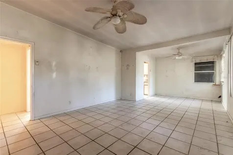 2030 Magnolia Avenue South Daytona FL 32119