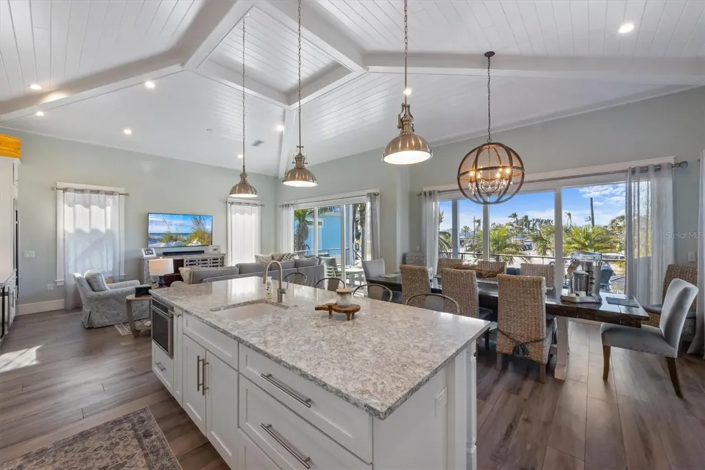 108 Magnolia Avenue Anna Maria FL 34216