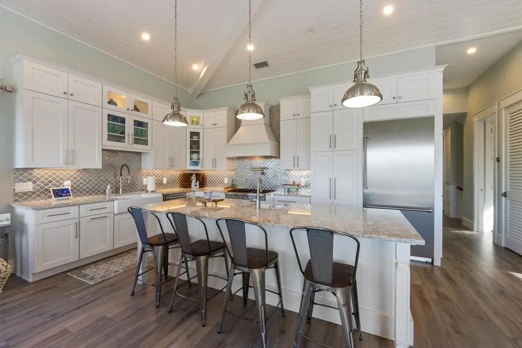 108 Magnolia Avenue Anna Maria FL 34216