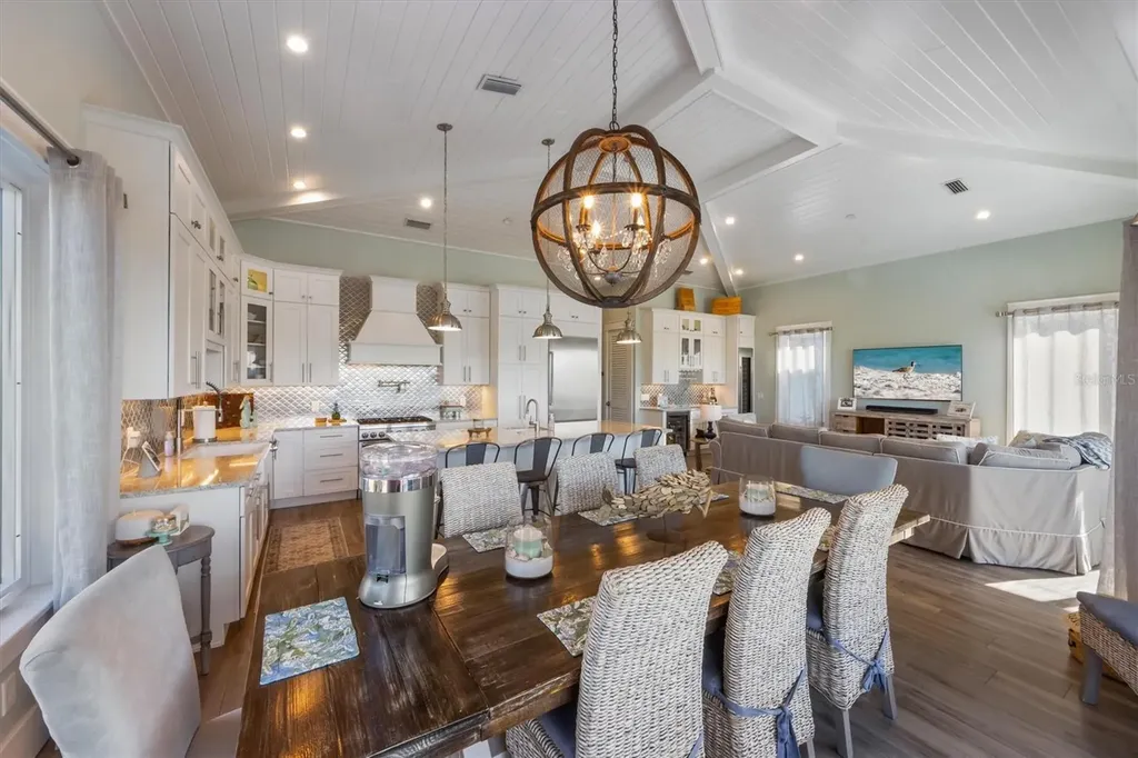 108 Magnolia Avenue Anna Maria FL 34216