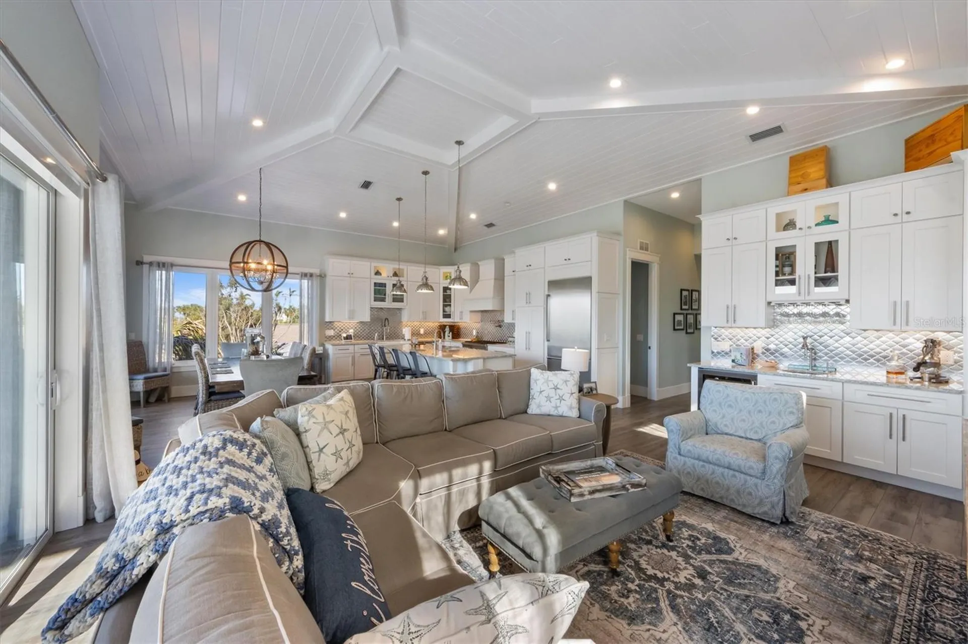108 Magnolia Avenue Anna Maria FL 34216