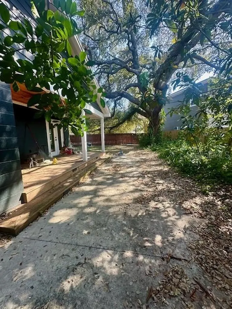 900 46th Avenue N St Petersburg FL 33703