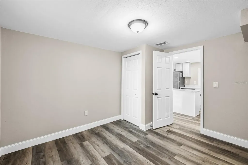 2547 10th Avenue S St Petersburg FL 33712