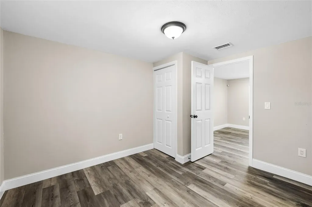 2547 10th Avenue S St Petersburg FL 33712