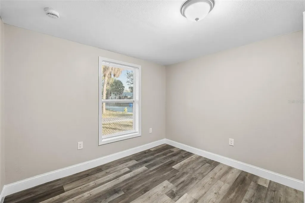 2547 10th Avenue S St Petersburg FL 33712