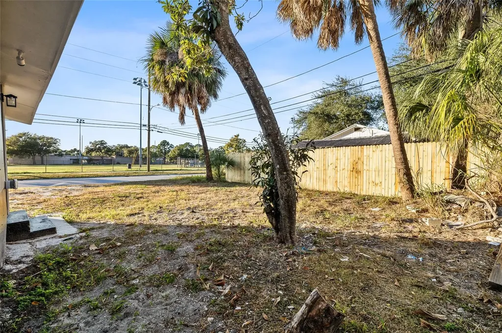 2547 10th Avenue S St Petersburg FL 33712